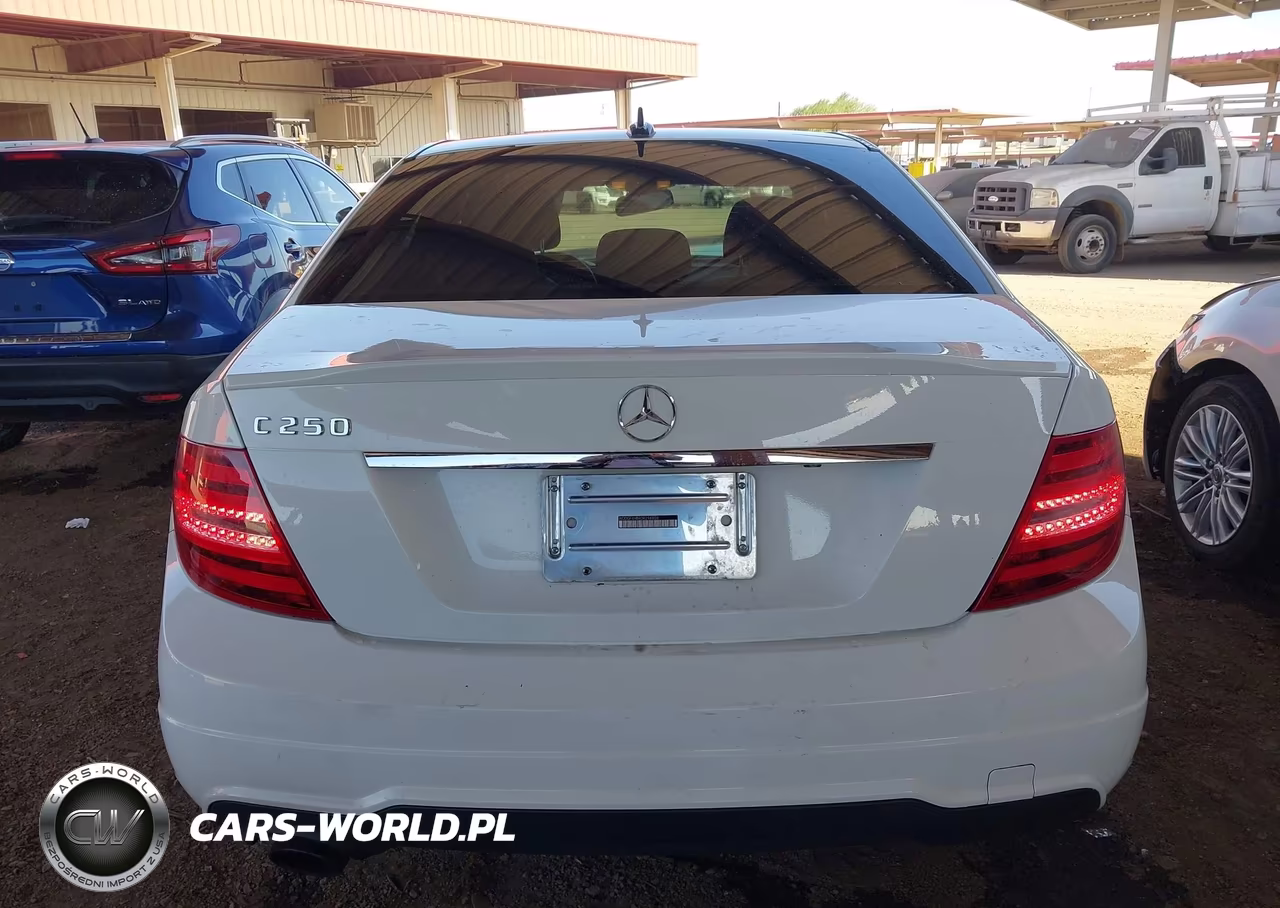 2013 Mercedes-Benz C 250 Sport VIN:WDDGF4HB9DR298808 - 15
