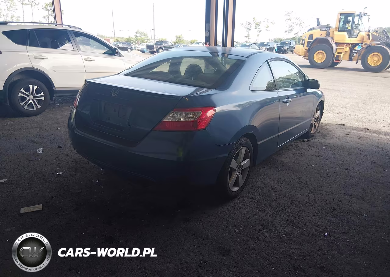 2008 Honda Civic Lx VIN:2HGFG12698H513463 - 4