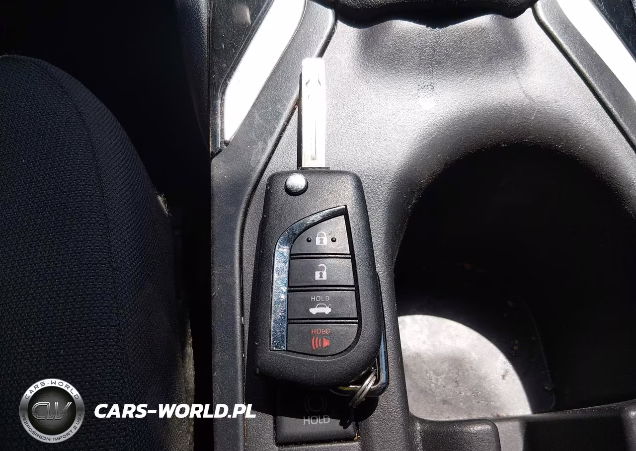 2024 Toyota Corolla Le VIN:5YFB4MDE9RP118318 - 11