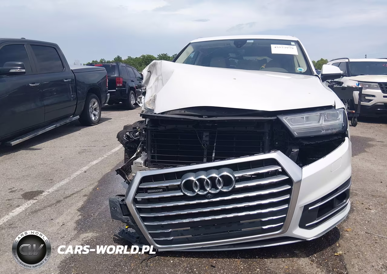 2018 Audi Q7 3.0T Premium VIN:WA1LAAF79JD043440 - 13