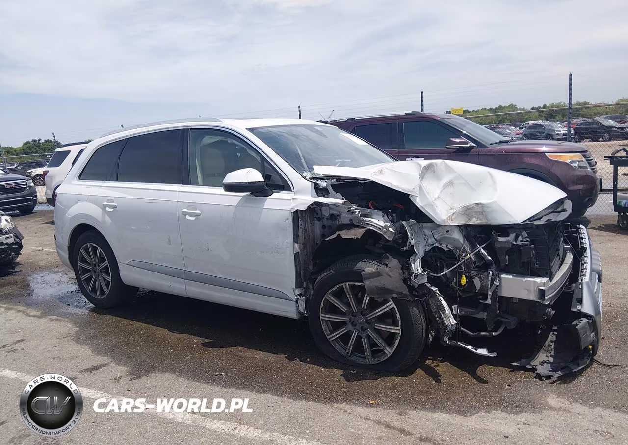 2018 Audi Q7 3.0T Premium VIN:WA1LAAF79JD043440 - 14
