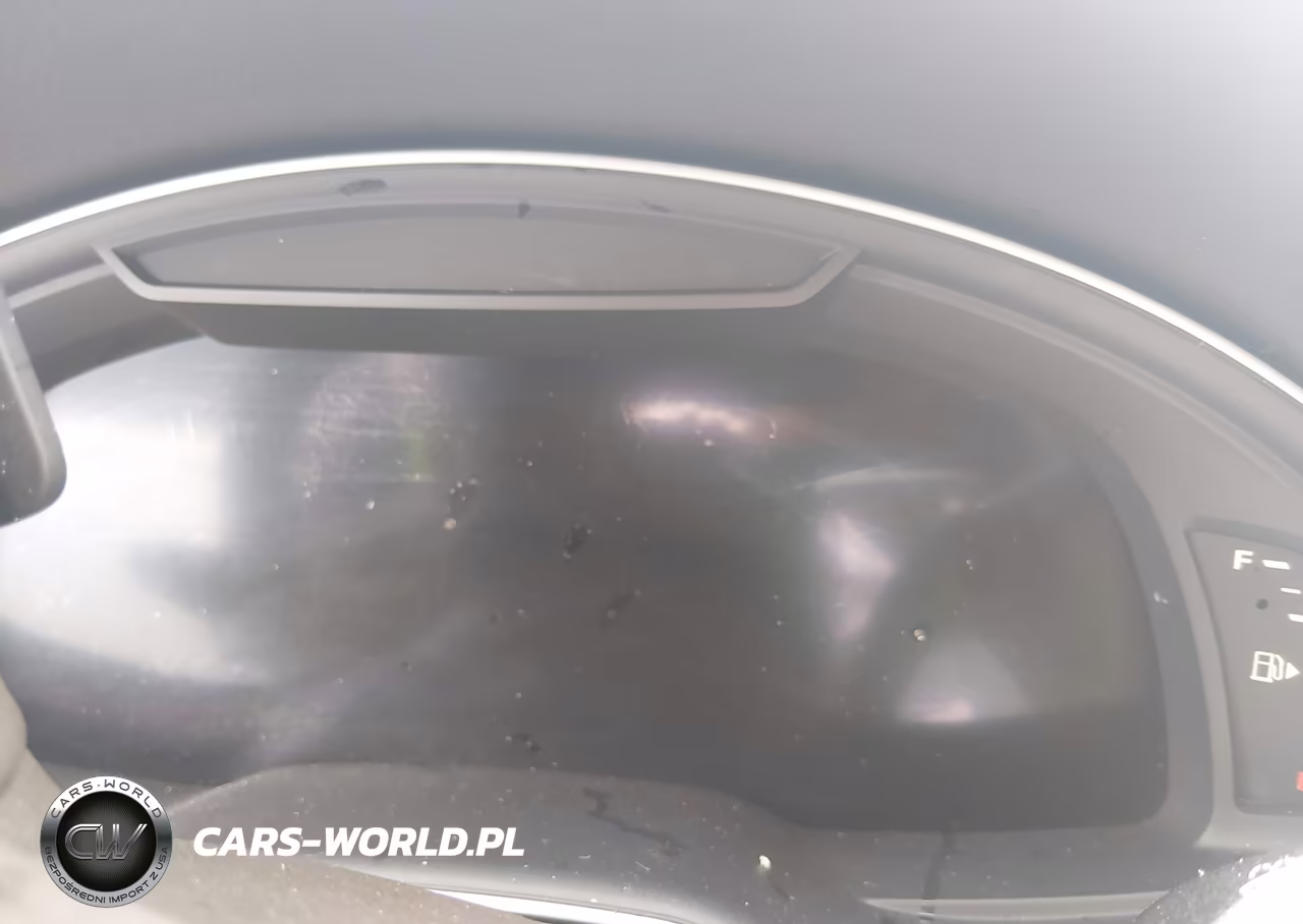 2018 Audi Q7 3.0T Premium VIN:WA1LAAF79JD043440 - 7