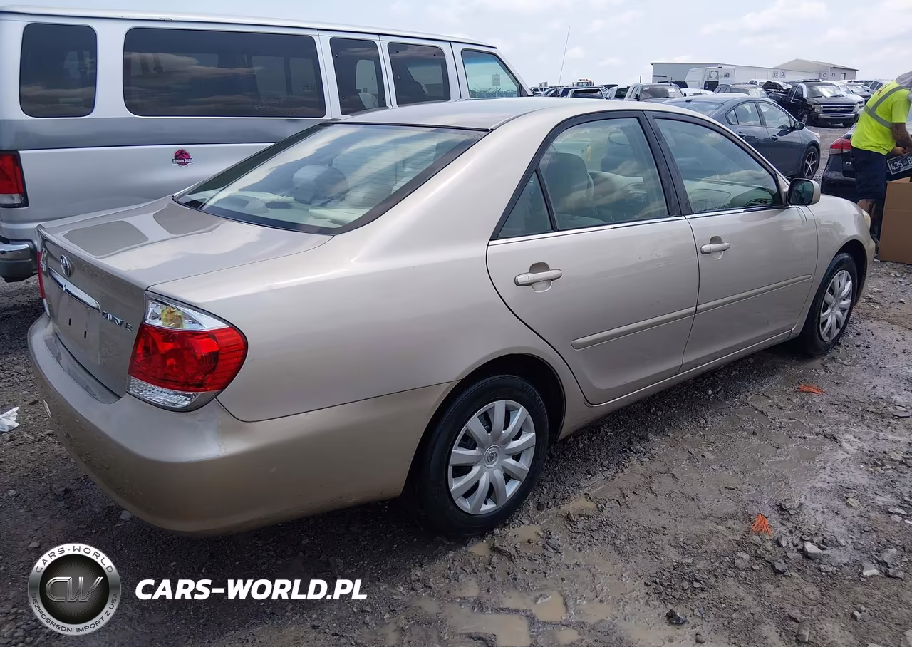2005 Toyota Camry Le VIN:4T1BE32K55U594087 - 4