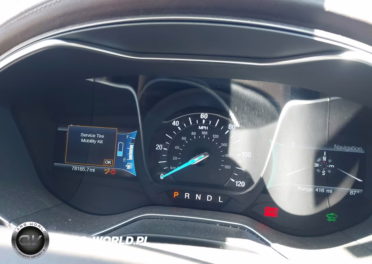 2017 Ford Fusion Energi Platinum VIN:3FA6P0SU8HR253235 - 7