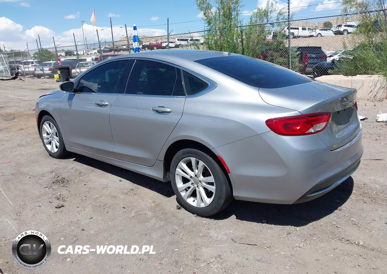 2016 Chrysler 200 Limited VIN:1C3CCCAB0GN126740 - 3