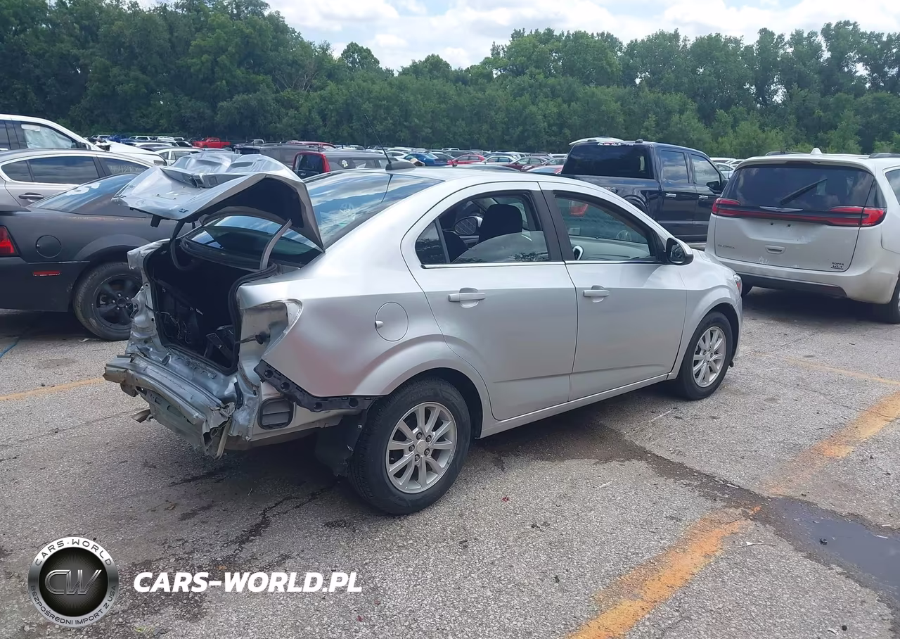 2017 Chevrolet Sonic Lt Auto VIN:1G1JD5SG5H4148559 - 4