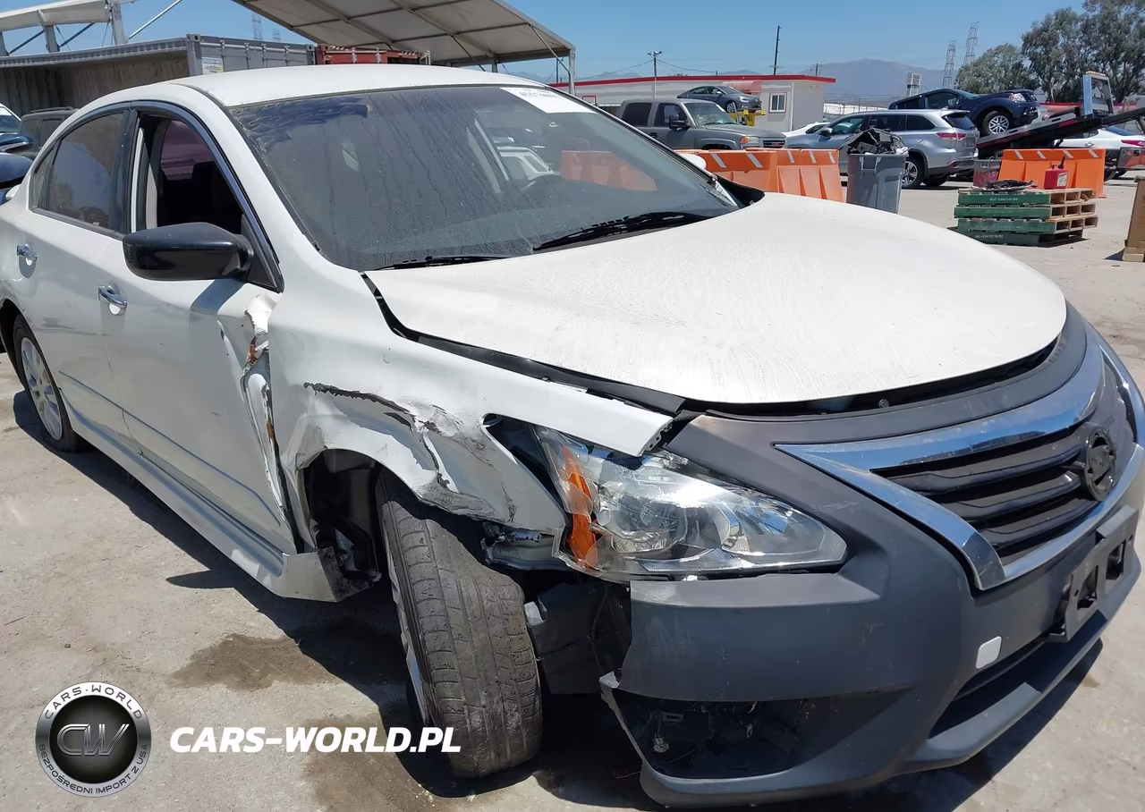 2014 Nissan Altima 2.5 S VIN:1N4AL3AP1EN232048 - 6