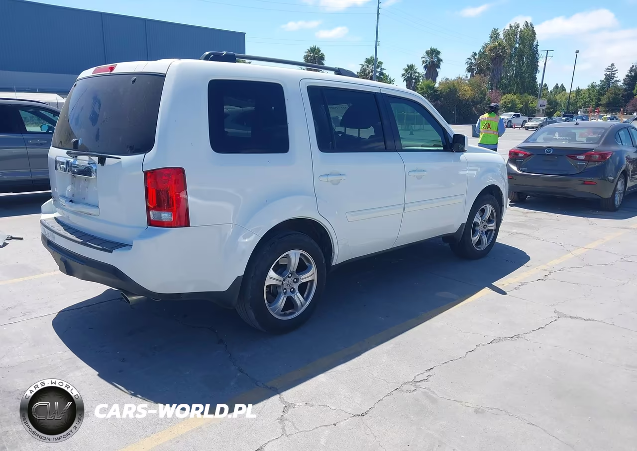 2015 Honda Pilot Ex VIN:5FNYF3H46FB033850 - 4