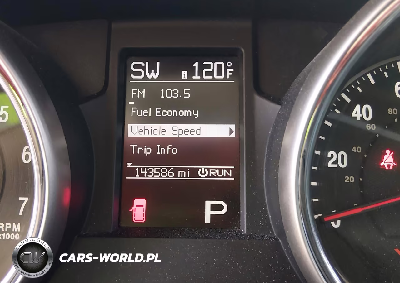2011 Jeep Grand Cherokee Laredo VIN:1J4RS4GG5BC672255 - 7