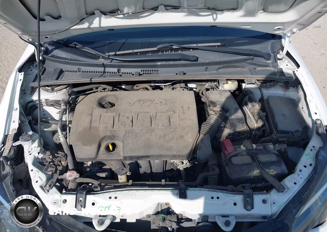 2017 Toyota Corolla Le VIN:2T1BURHE6HC927944 - 10