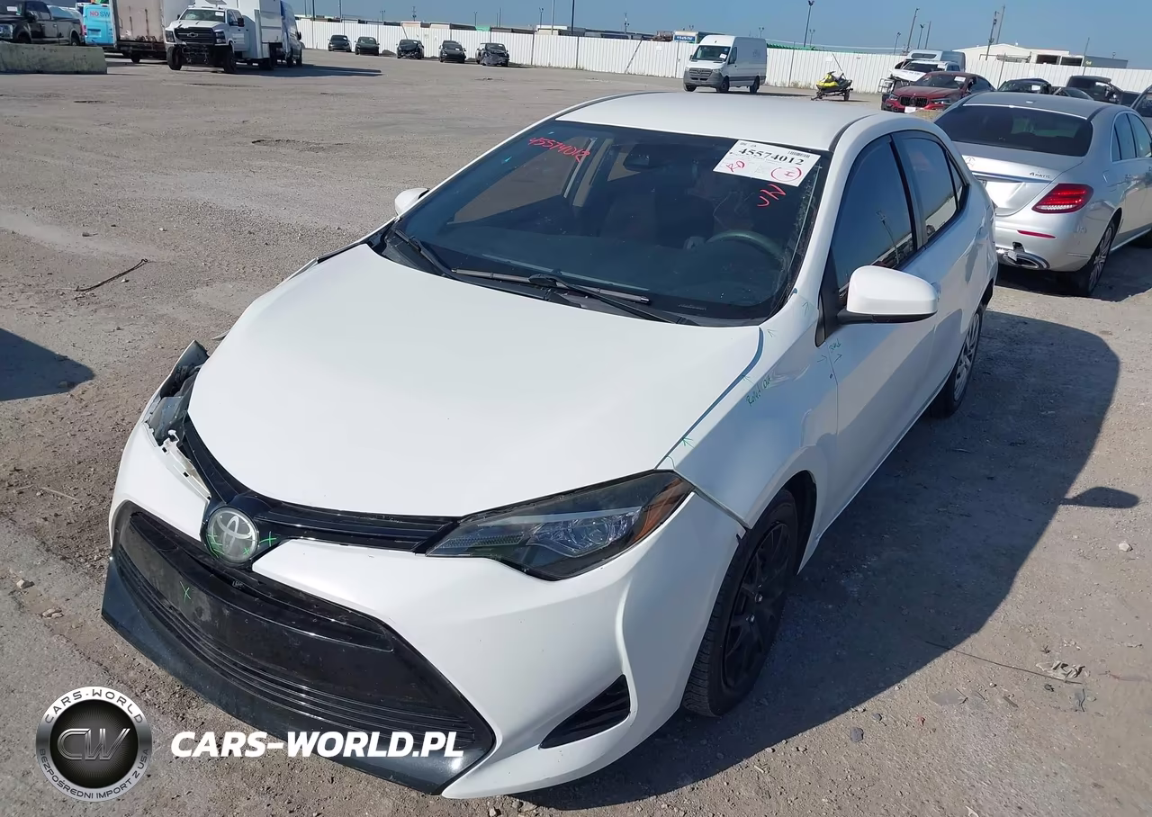 2017 Toyota Corolla Le VIN:2T1BURHE6HC927944 - 2