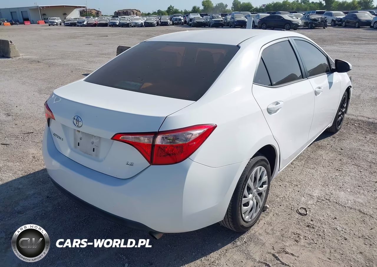2017 Toyota Corolla Le VIN:2T1BURHE6HC927944 - 4