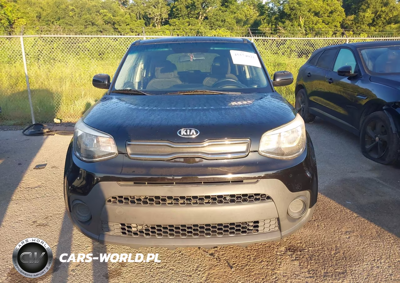 2017 Kia Soul VIN:KNDJN2A26H7410113 - 6