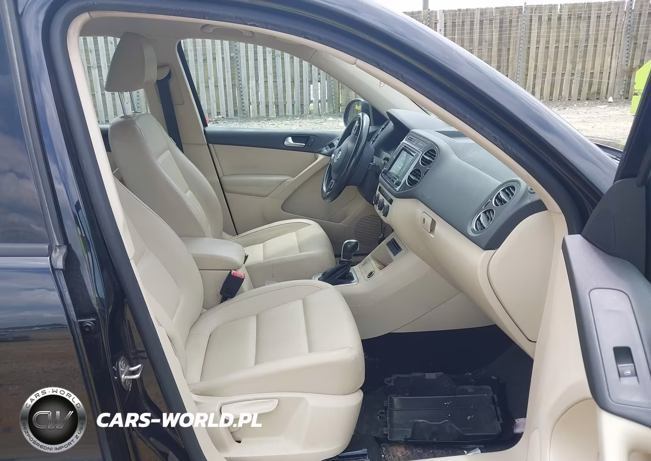 2017 Volkswagen Tiguan 2.0T-2.0T S VIN:WVGBV7AX5HK021081 - 5