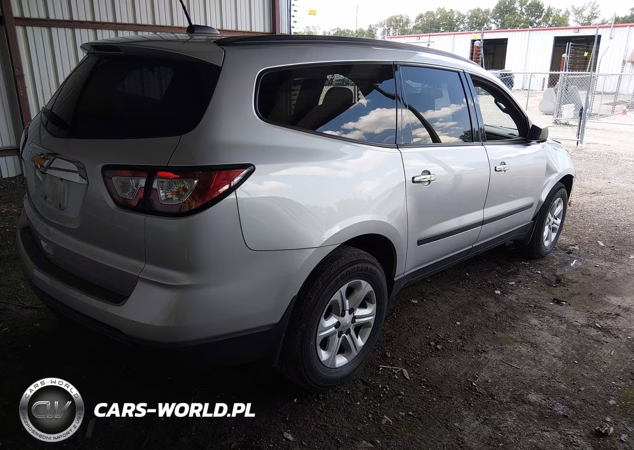 2017 Chevrolet Traverse Ls VIN:1GNKRFED1HJ268954 - 4