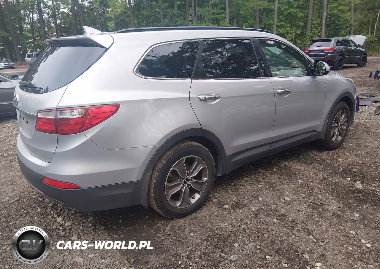 2016 Hyundai Santa Fe Se VIN:KM8SM4HF6GU153803 - 4