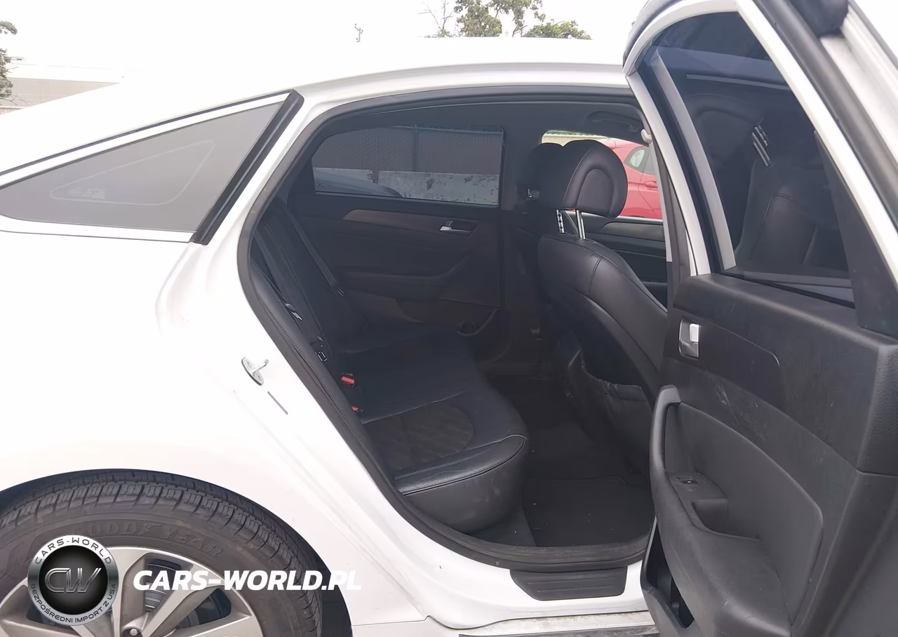 2015 Hyundai Sonata Sport VIN:5NPE34AF1FH092920 - 8