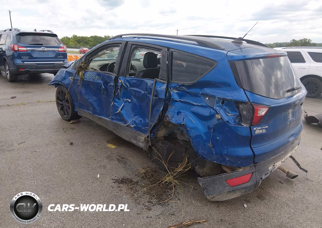 2019 Ford Escape Se VIN:1FMCU9GD3KUA46069 - 3
