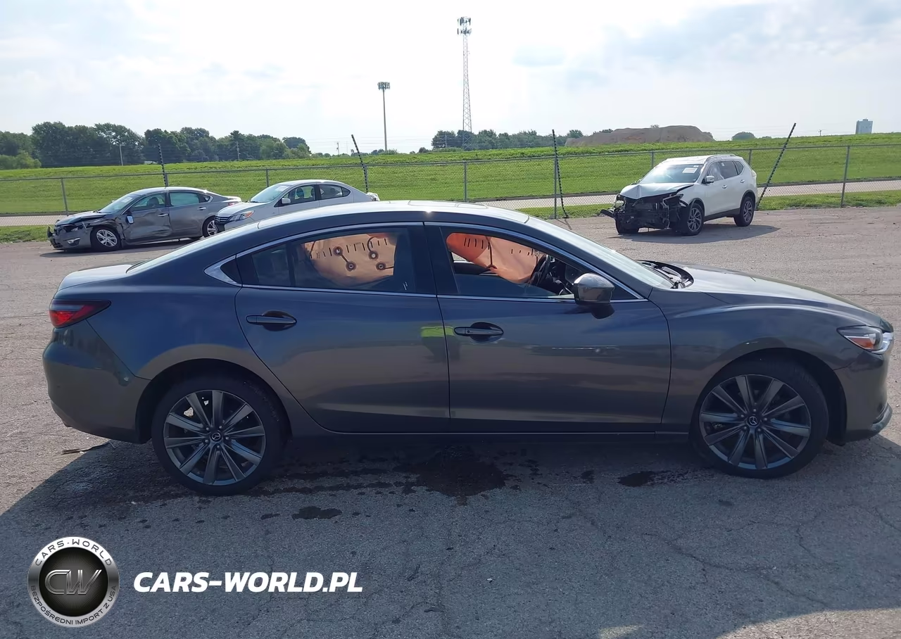 2018 Mazda Mazda6 Touring VIN:JM1GL1VM0J1324732 - 13