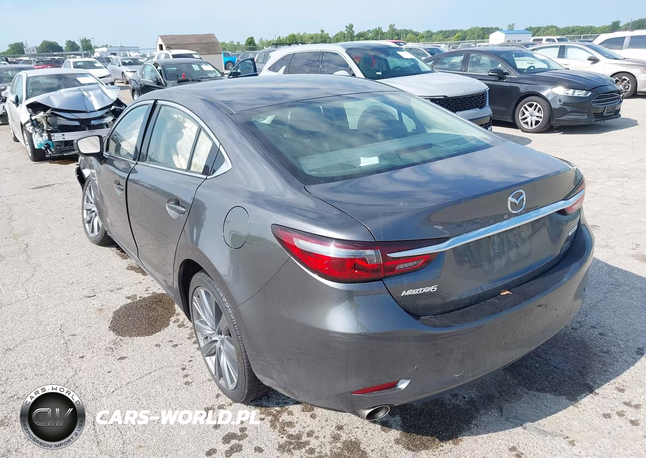 2018 Mazda Mazda6 Touring VIN:JM1GL1VM0J1324732 - 3
