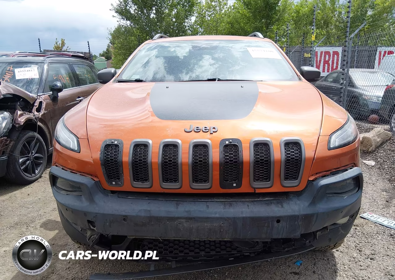2015 Jeep Cherokee Trailhawk VIN:1C4PJMBS7FW716272 - 12