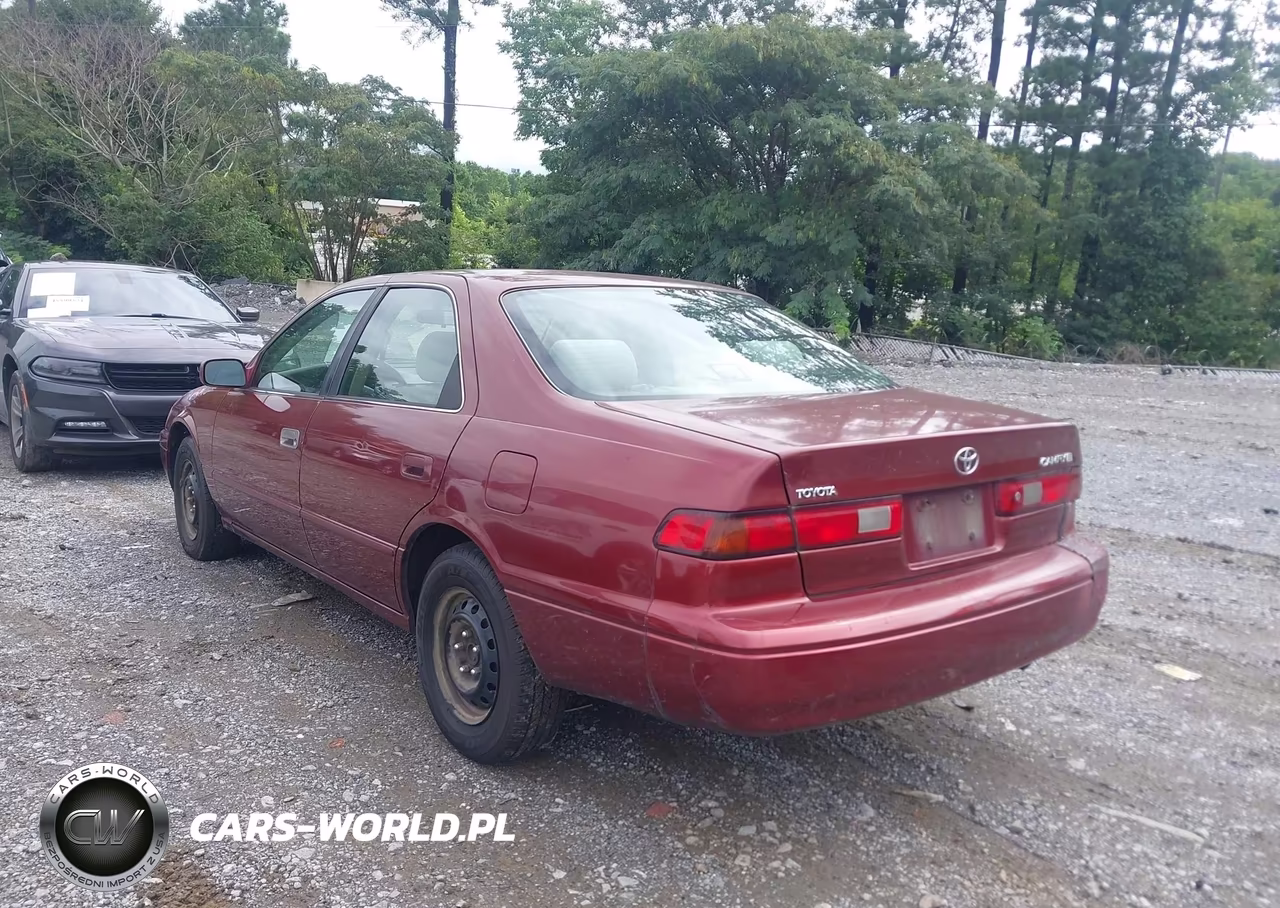 1999 Toyota Camry Le VIN:4T1BG22K4XU611632 - 3