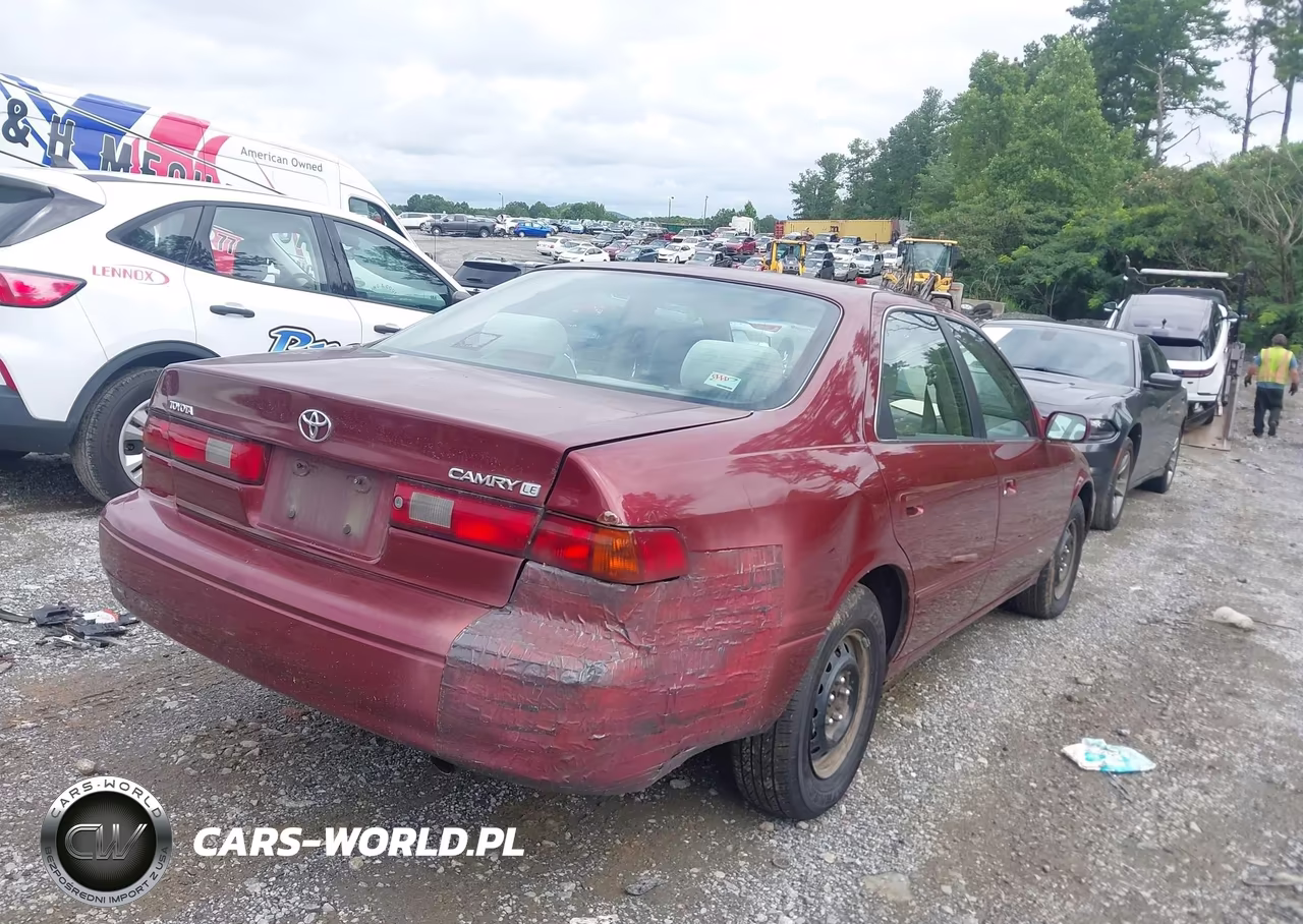 1999 Toyota Camry Le VIN:4T1BG22K4XU611632 - 4