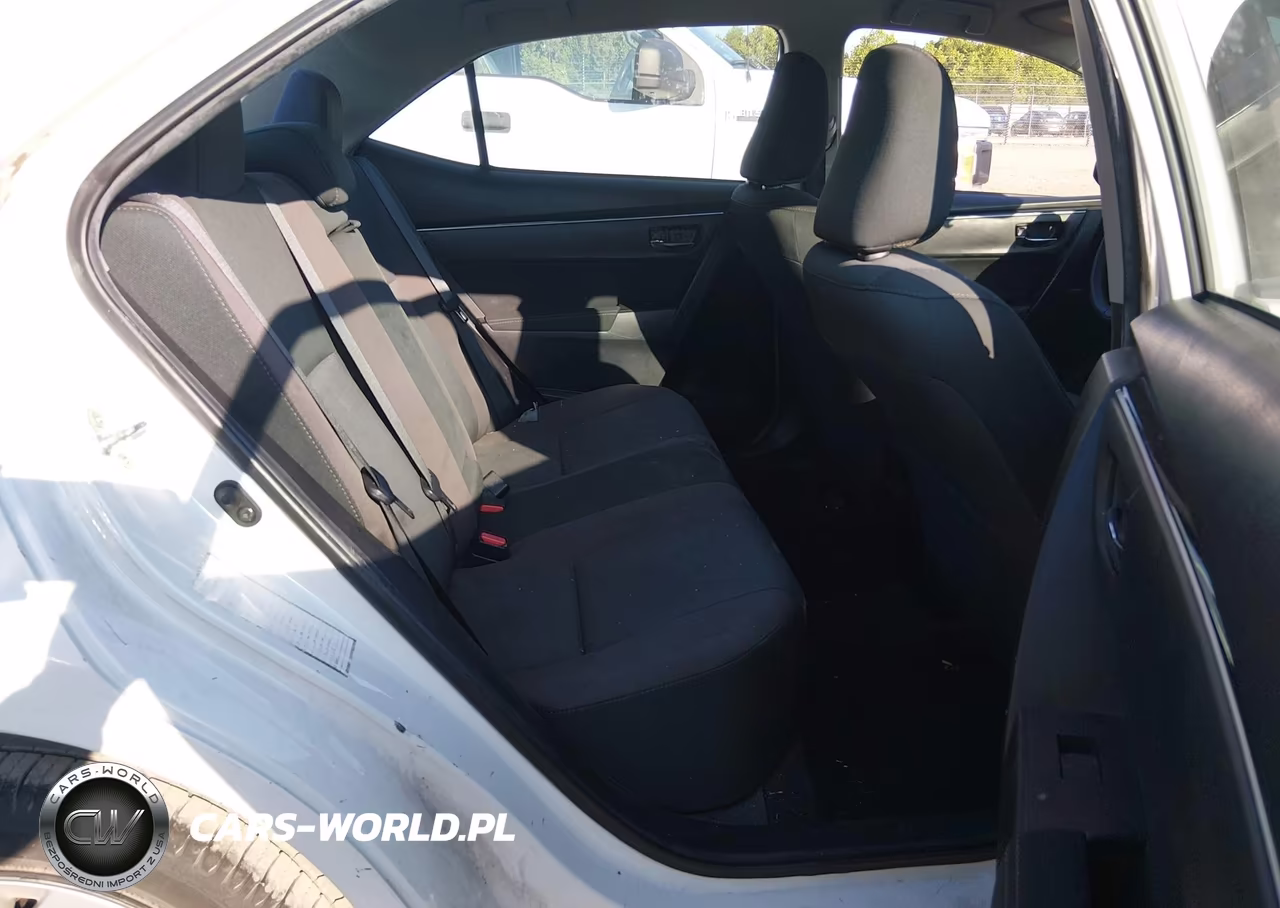 2019 Toyota Corolla Le VIN:5YFBURHE3KP870836 - 8