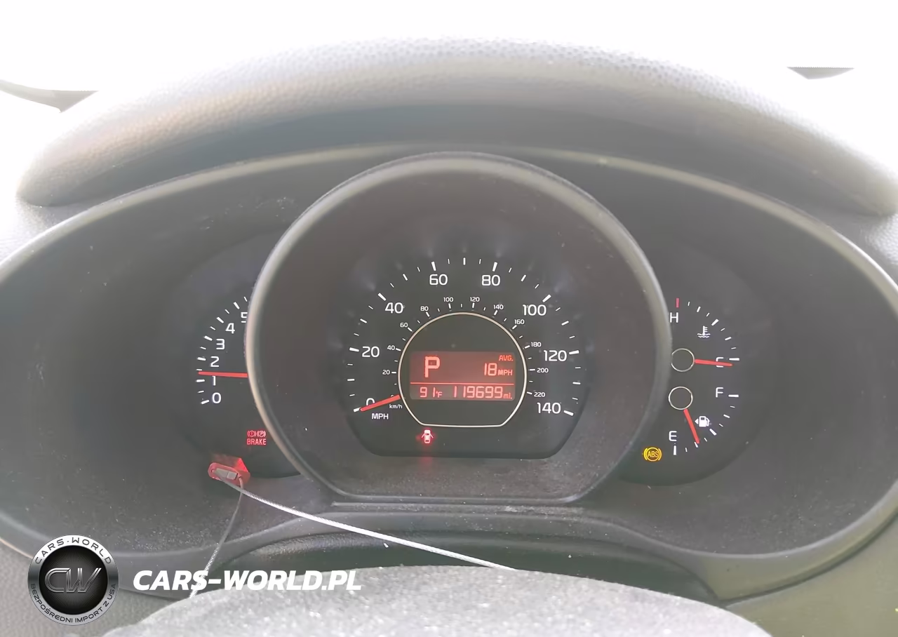 2017 Kia Soul + VIN:KNDJP3A59H7420211 - 7
