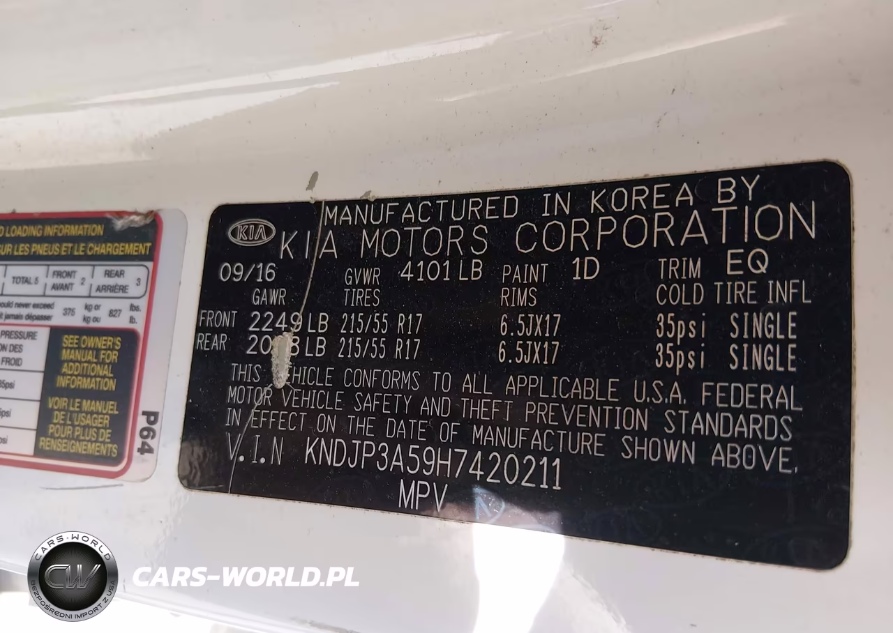 2017 Kia Soul + VIN:KNDJP3A59H7420211 - 9