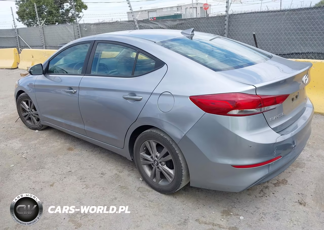 2017 Hyundai Elantra Se VIN:5NPD84LF1HH186762 - 3