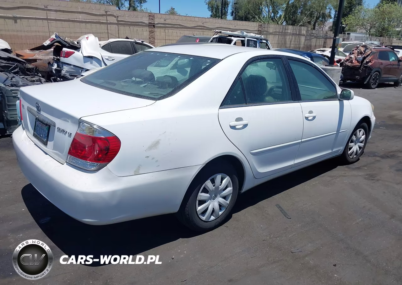 2005 Toyota Camry Le VIN:4T1BE30K05U404540 - 4