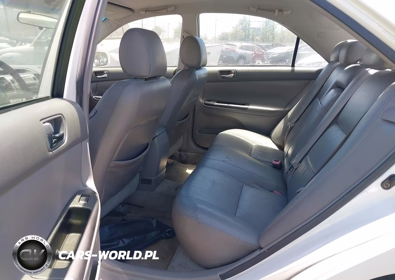2005 Toyota Camry Le VIN:4T1BE30K05U404540 - 8