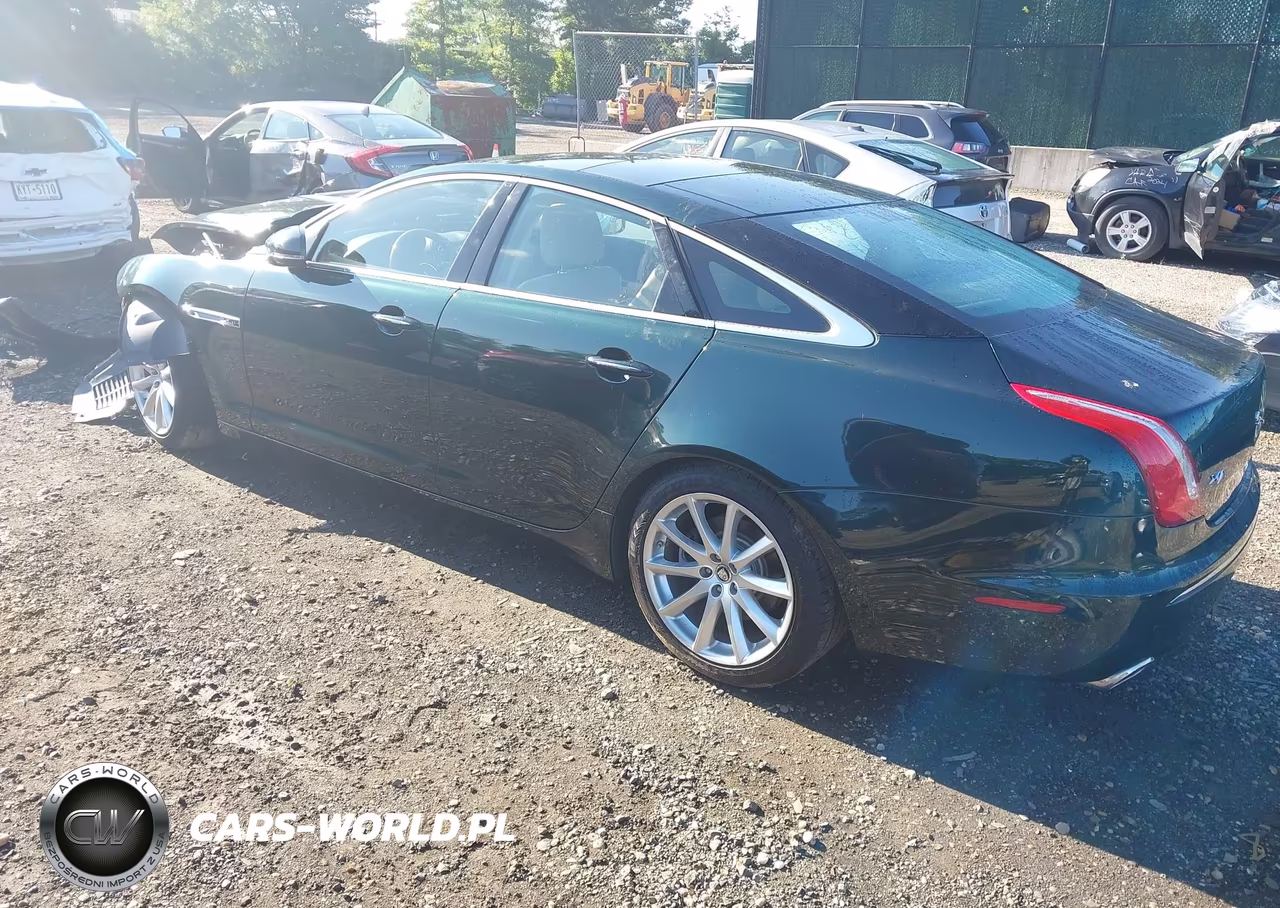 2012 Jaguar Xj VIN:SAJWA1CBXCLV33326 - 3