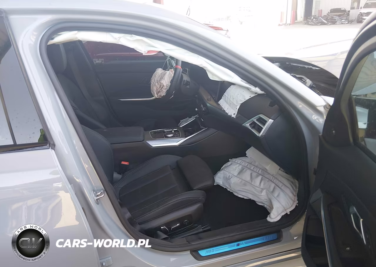 2025 BMW M340I VIN:3MW59FT04S8F72320 - 5