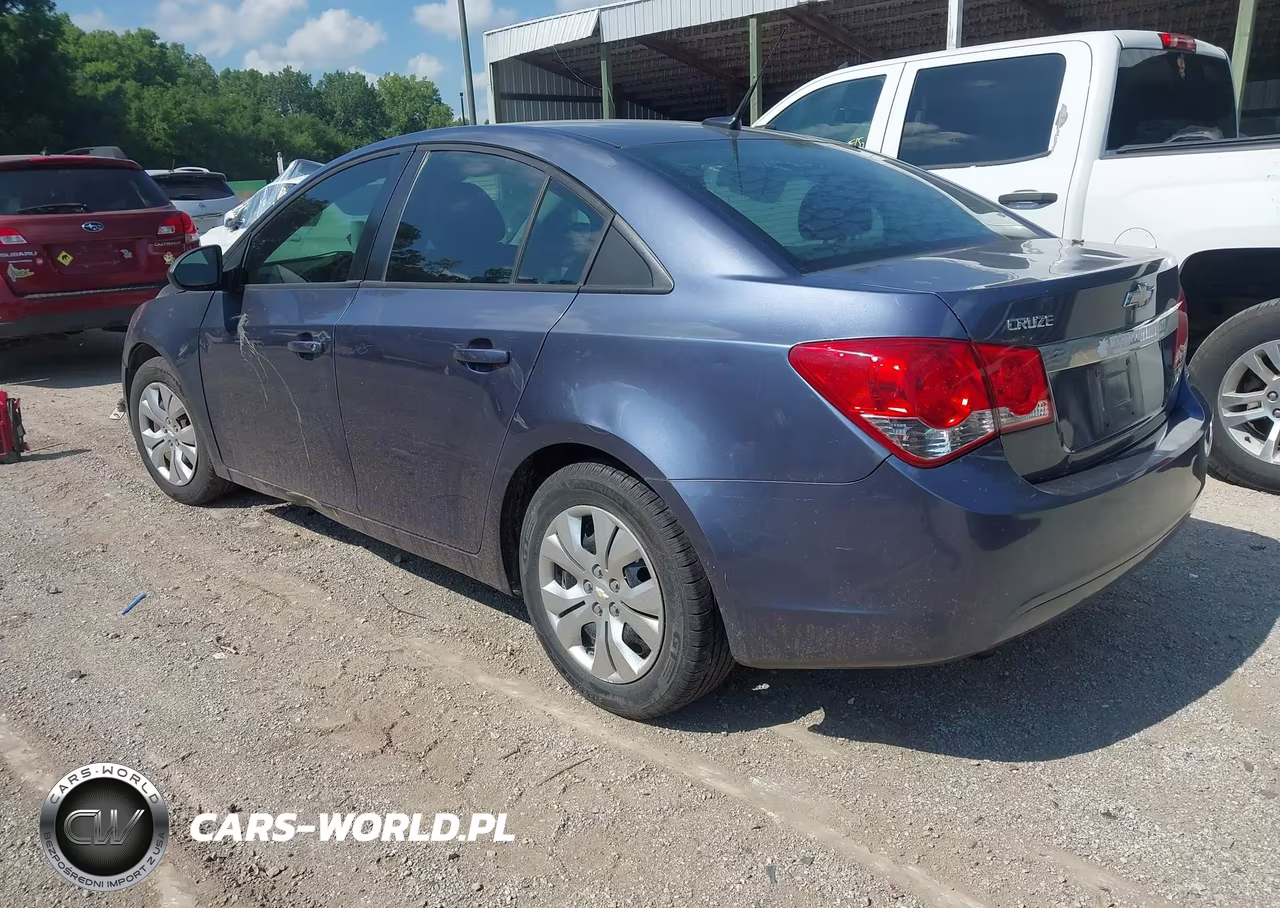 2014 Chevrolet Cruze Ls Auto VIN:1G1PA5SH3E7110639 - 3