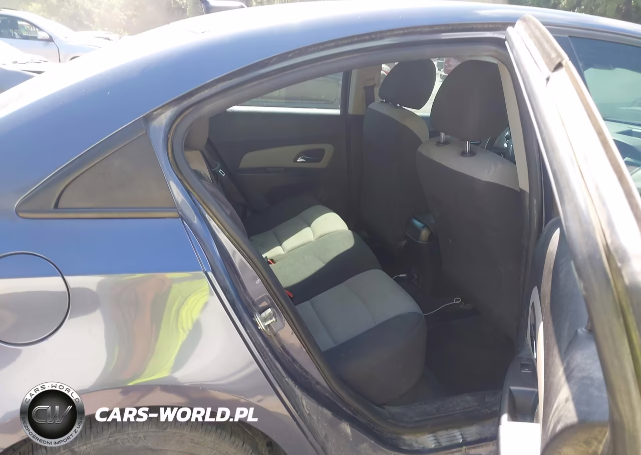 2014 Chevrolet Cruze Ls Auto VIN:1G1PA5SH3E7110639 - 8