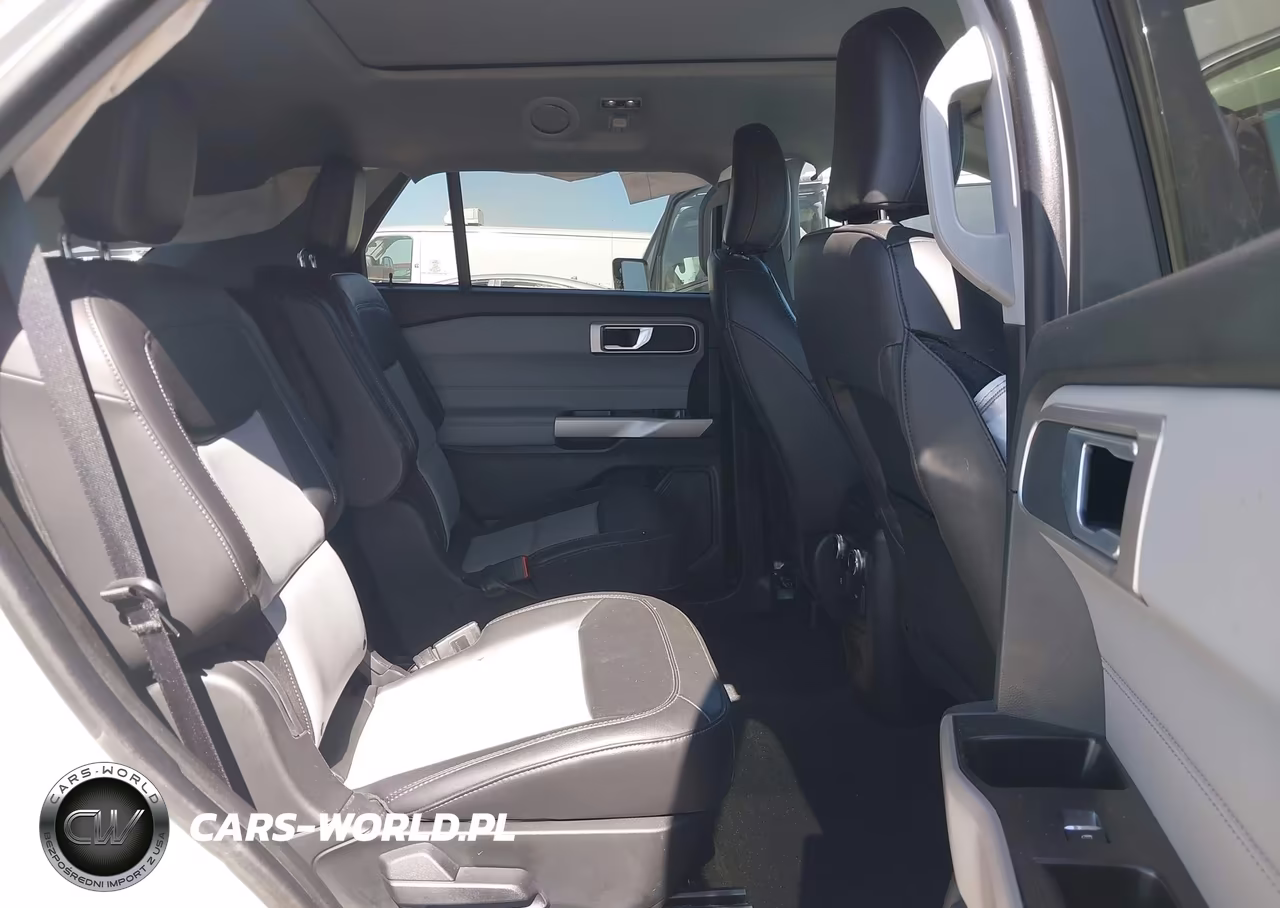 2024 Ford Explorer Xlt VIN:1FMSK7DH9RGA17830 - 8