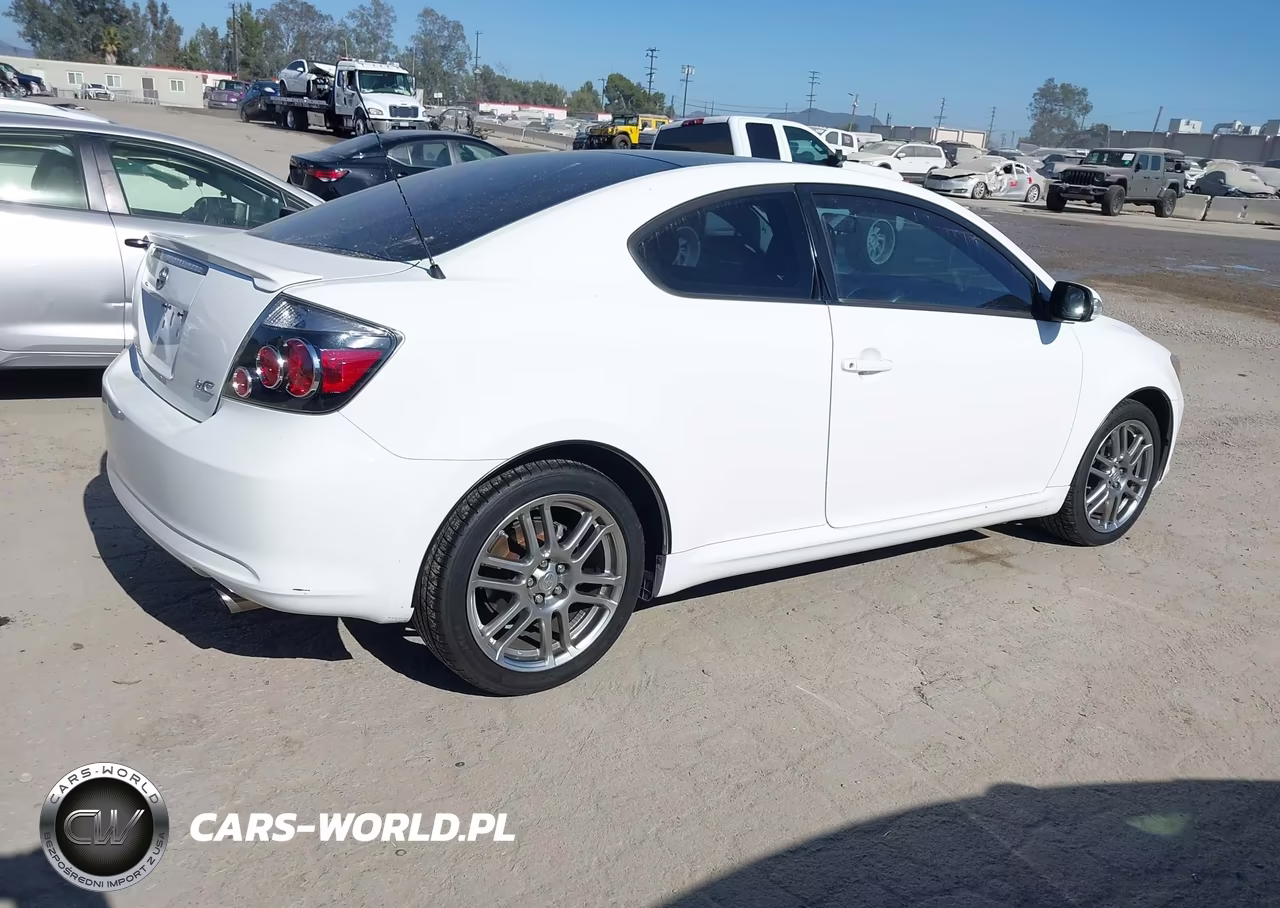 2010 Scion Tc VIN:JTKDE3B73A0312404 - 4