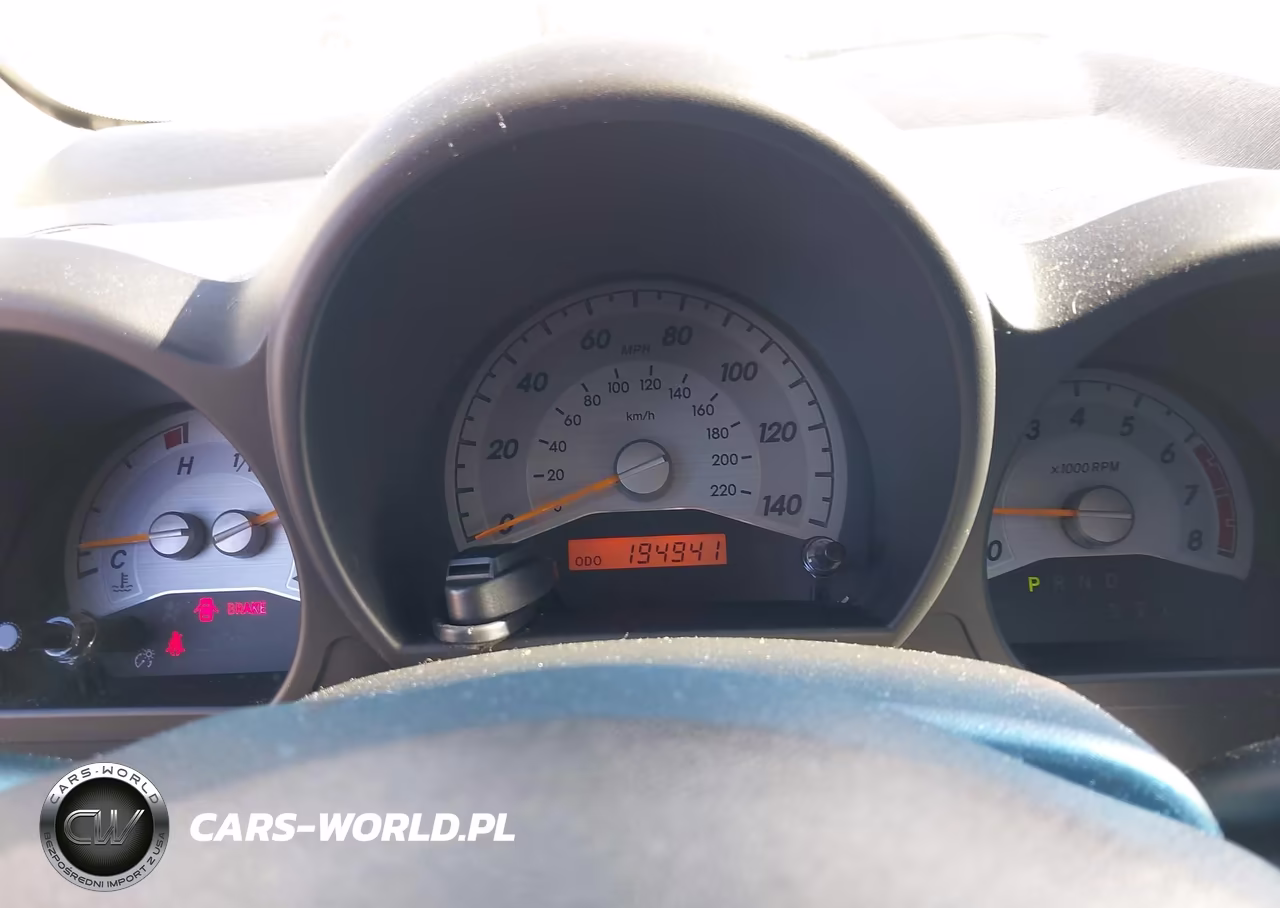 2010 Scion Tc VIN:JTKDE3B73A0312404 - 7