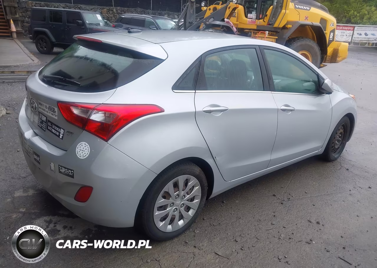 2017 Hyundai Elantra Gt VIN:KMHD35LH3HU369376 - 4
