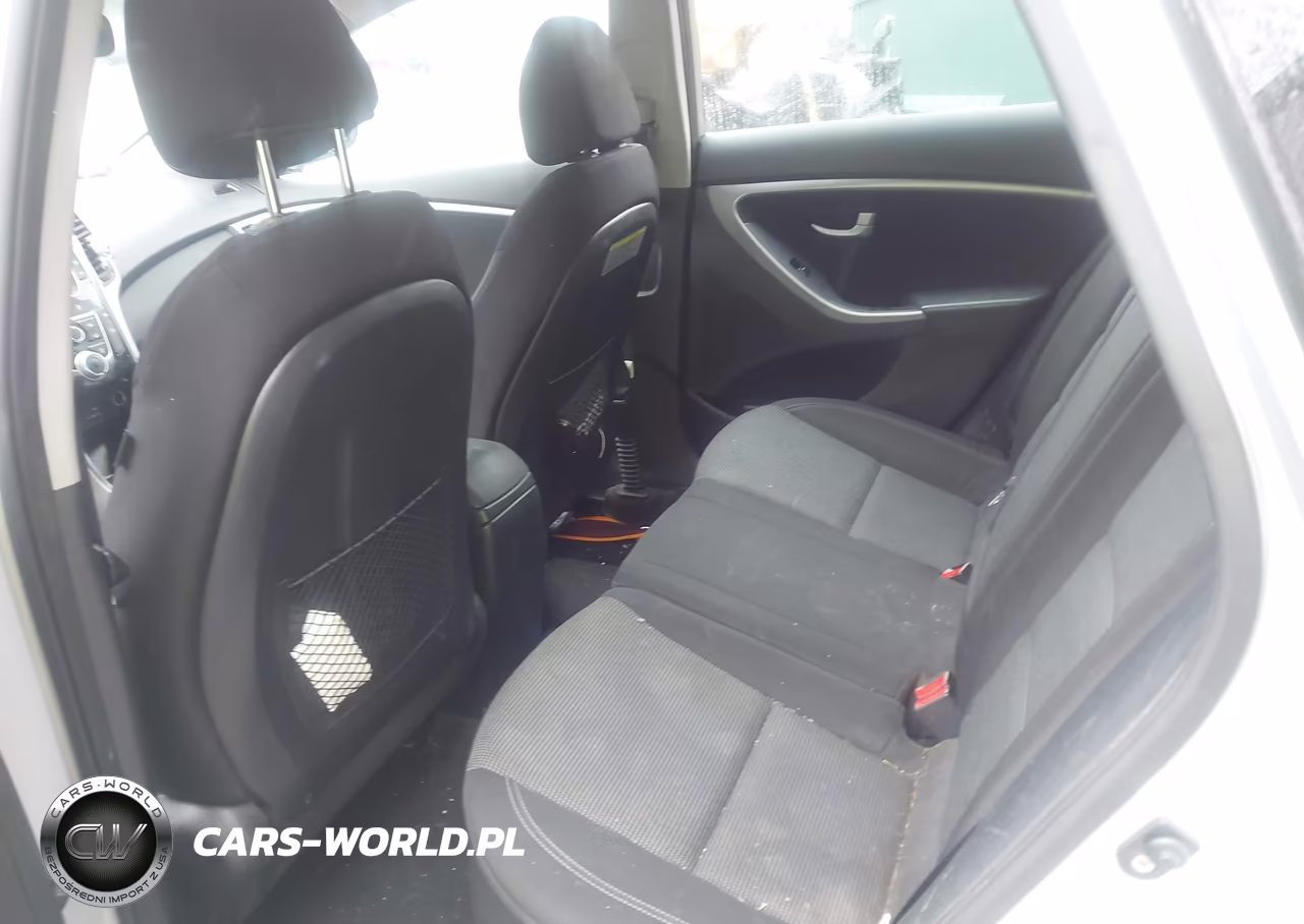 2017 Hyundai Elantra Gt VIN:KMHD35LH3HU369376 - 8