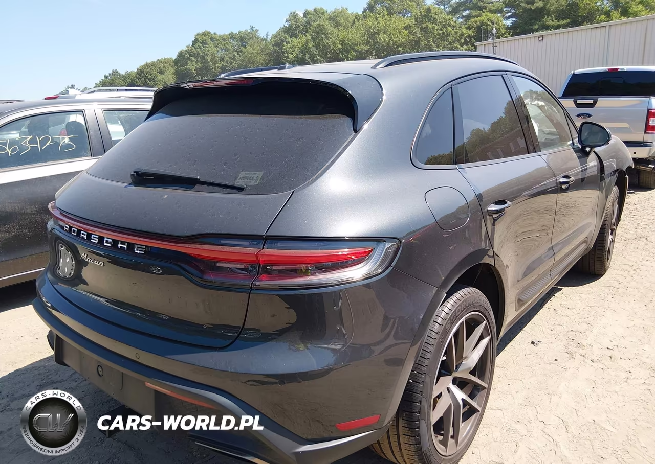 2024 Porsche Macan T VIN:WP1AA2A54RLB00328 - 4