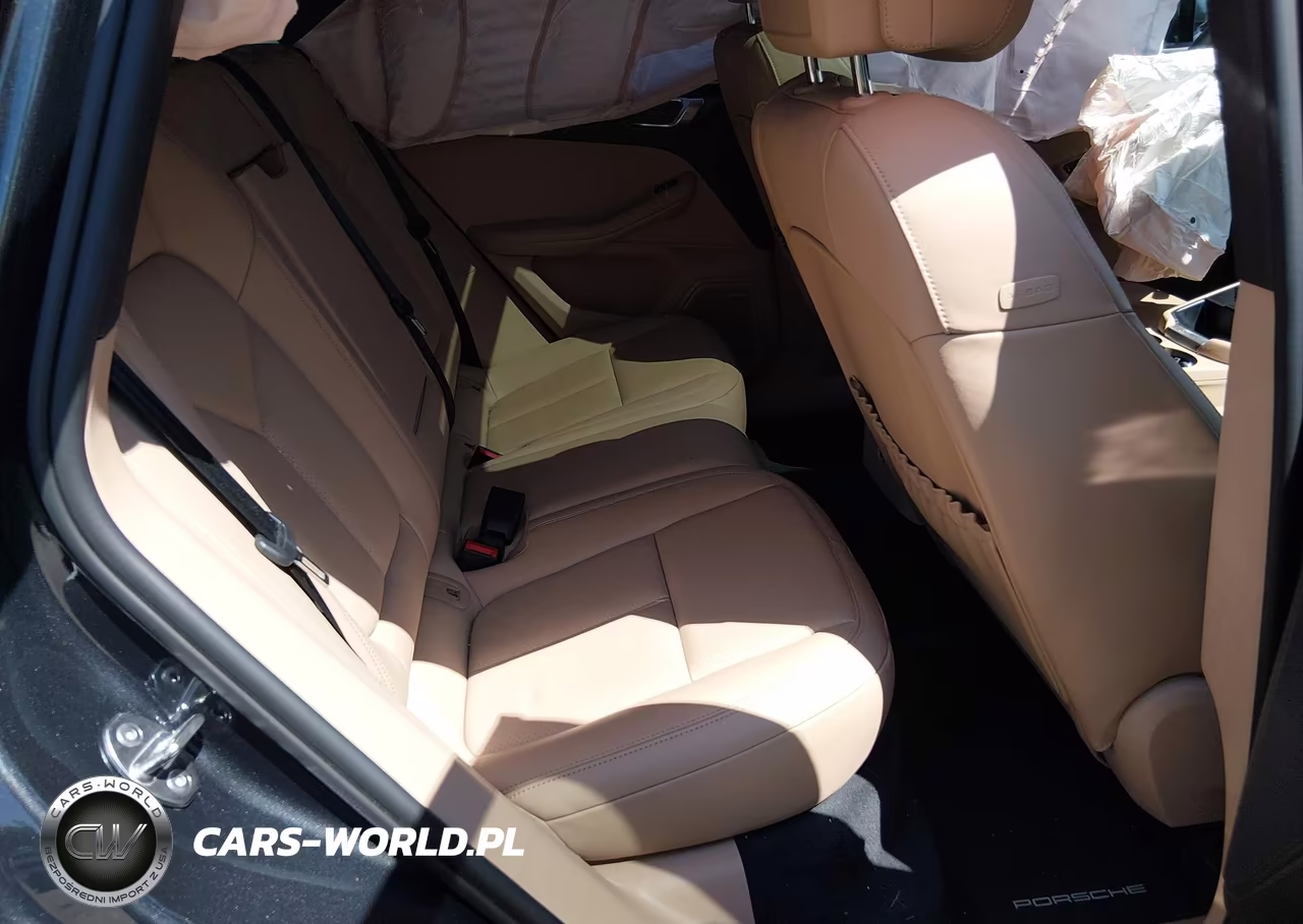 2024 Porsche Macan T VIN:WP1AA2A54RLB00328 - 8