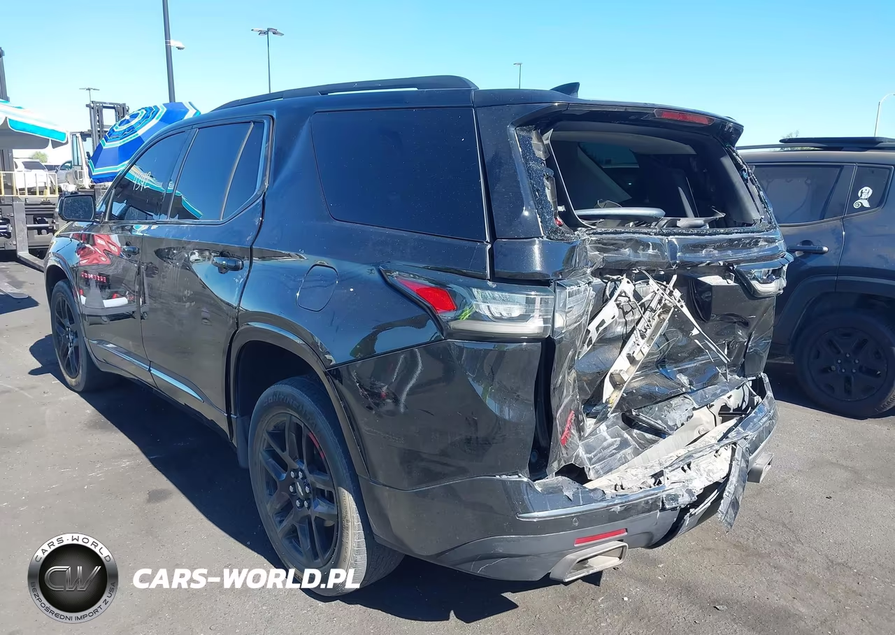 2019 Chevrolet Traverse Premier VIN:1GNEVKKW8KJ300152 - 3