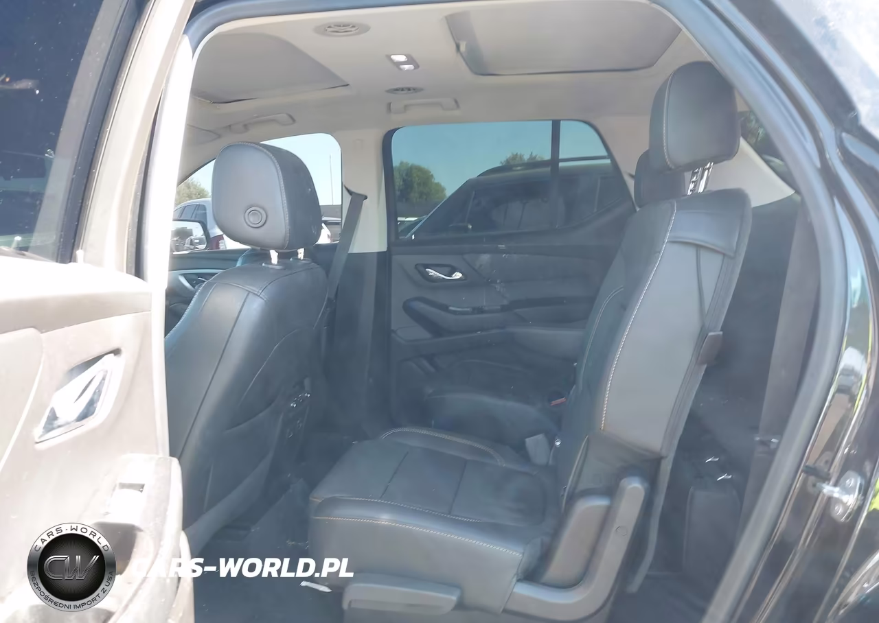 2019 Chevrolet Traverse Premier VIN:1GNEVKKW8KJ300152 - 8