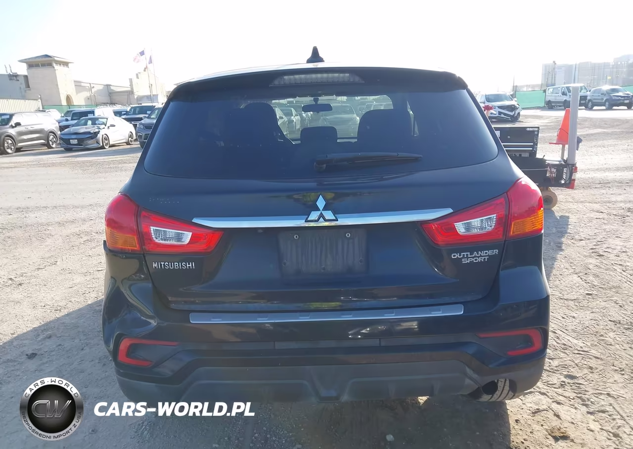 2018 Mitsubishi Outlander Sport 2.0 Es VIN:JA4AP3AU4JZ010377 - 17