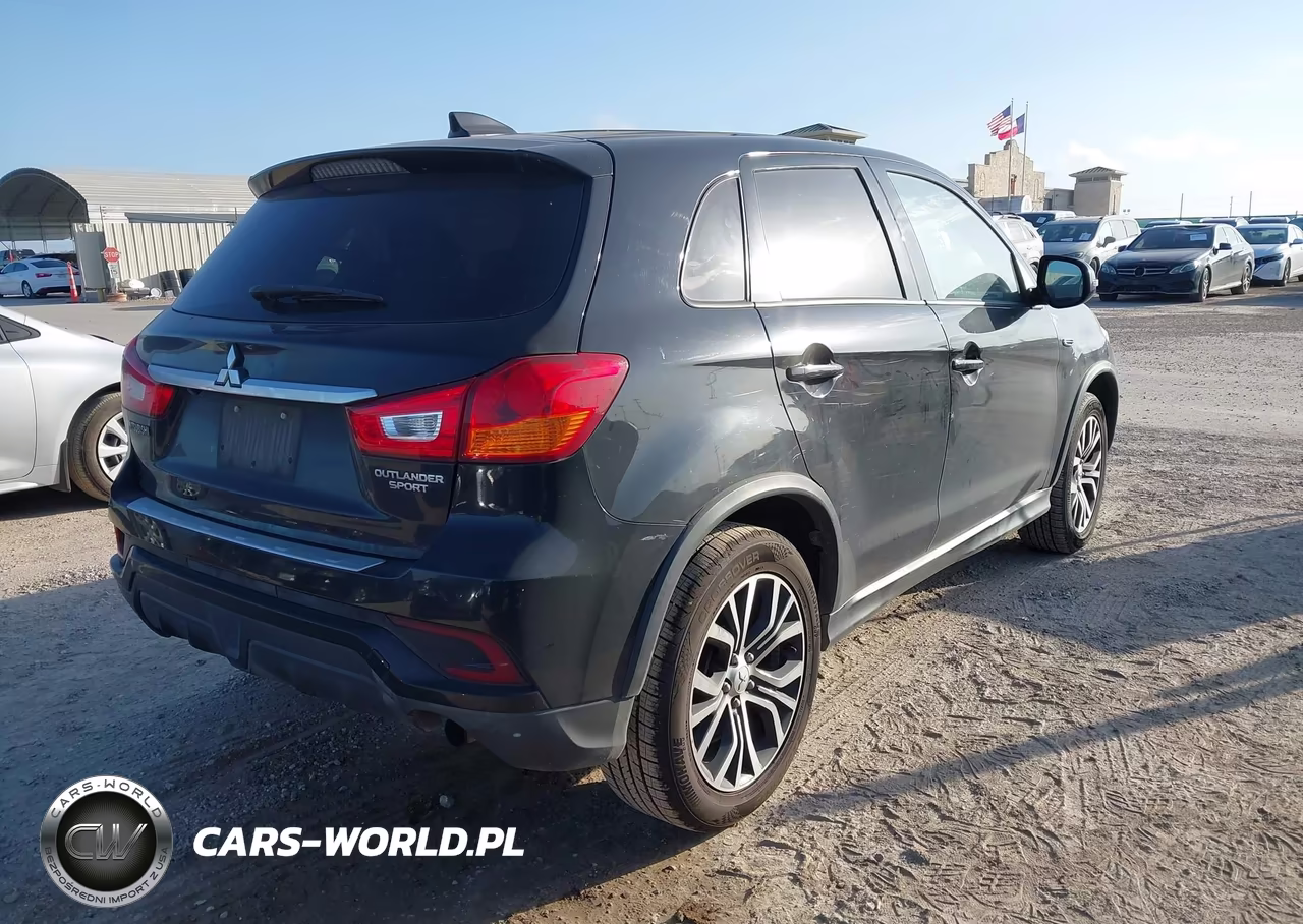 2018 Mitsubishi Outlander Sport 2.0 Es VIN:JA4AP3AU4JZ010377 - 4