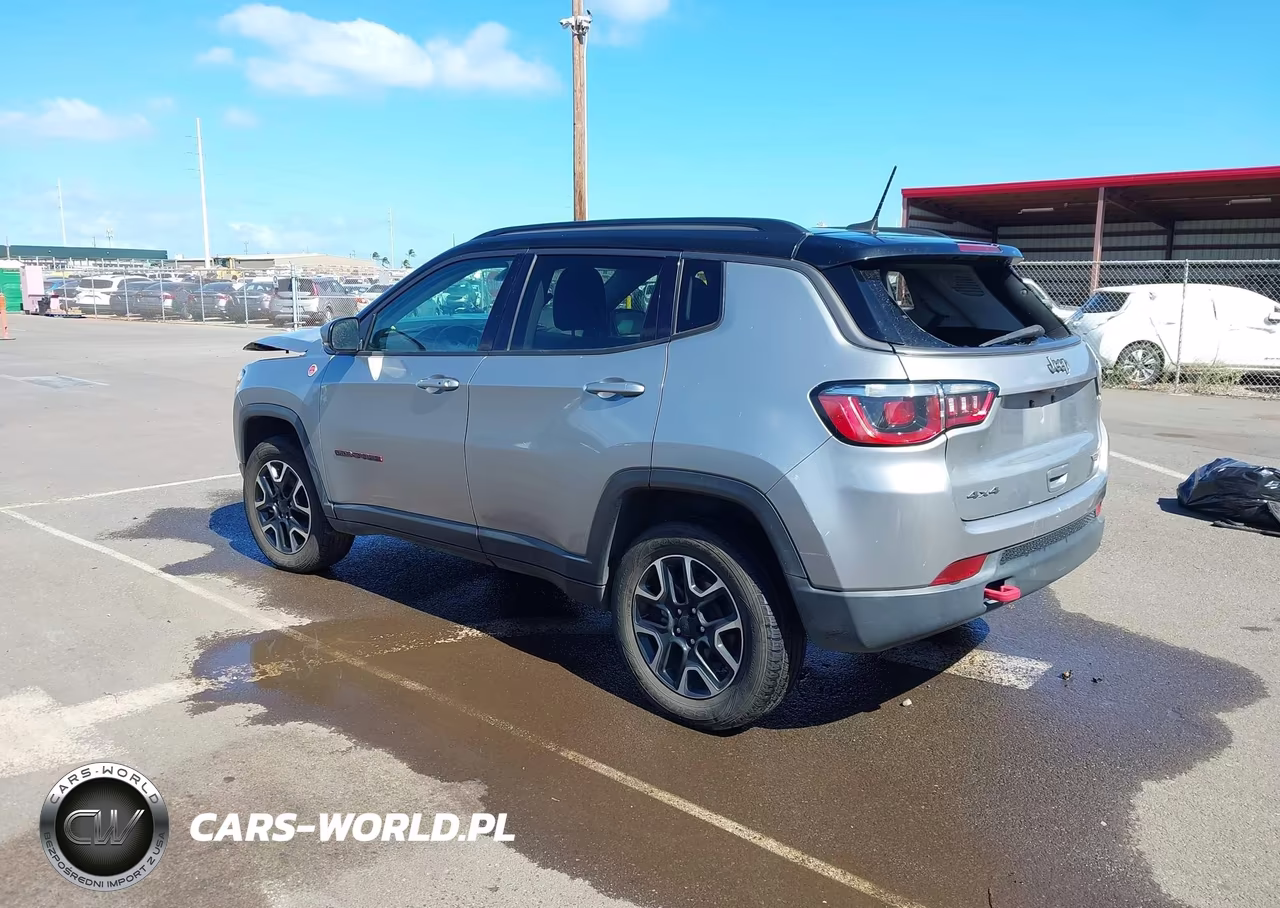 2020 Jeep Compass Trailhawk 4X4 VIN:3C4NJDDB9LT111496 - 3