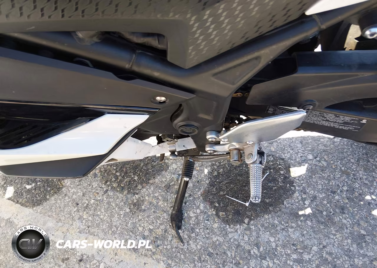 2019 Yamaha Yzfr3 A VIN:MH3RH18Y5KK002187 - 9